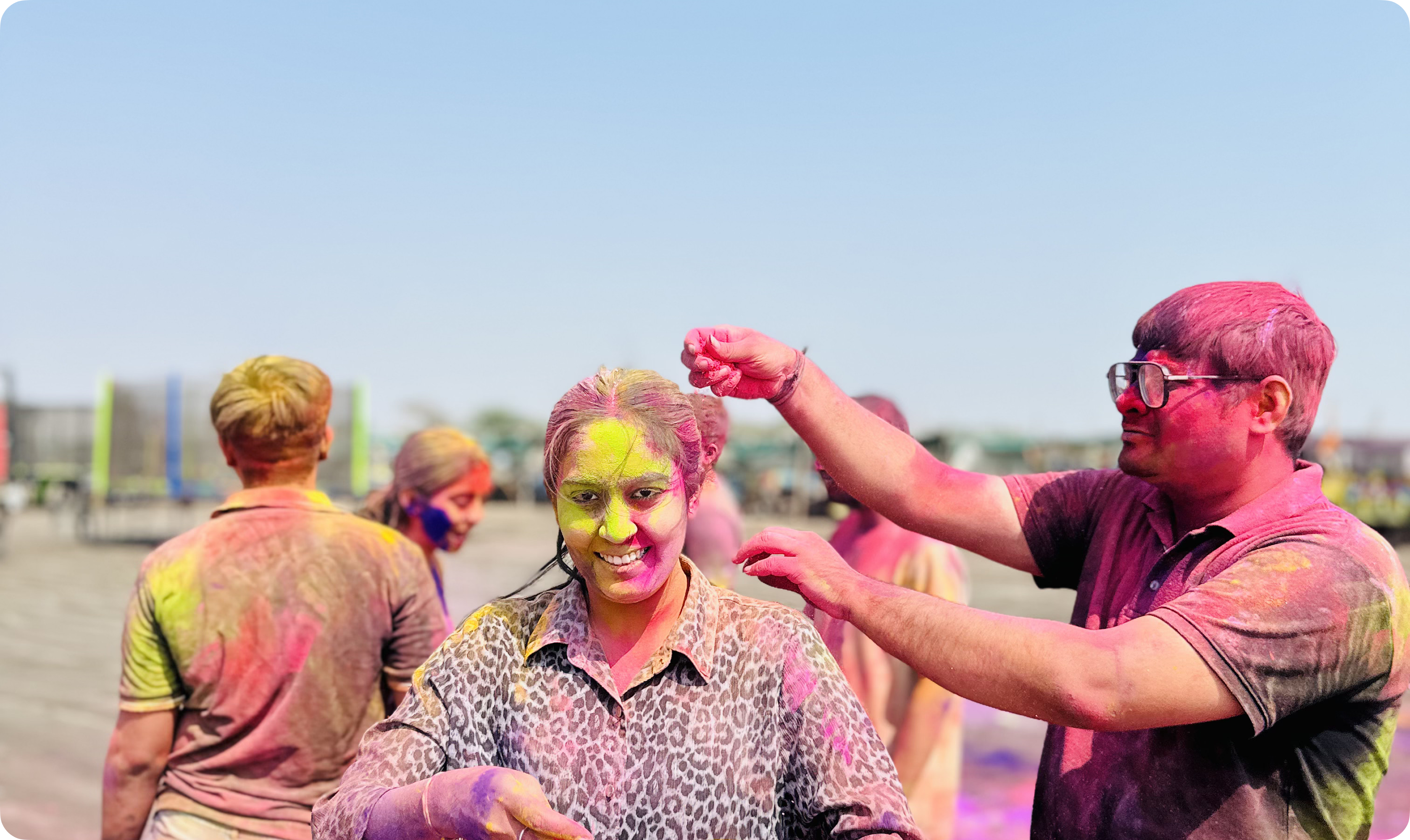 holi2026